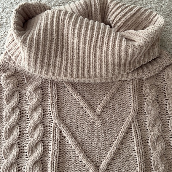 Cowl neck sweater - Picture 4 of 4